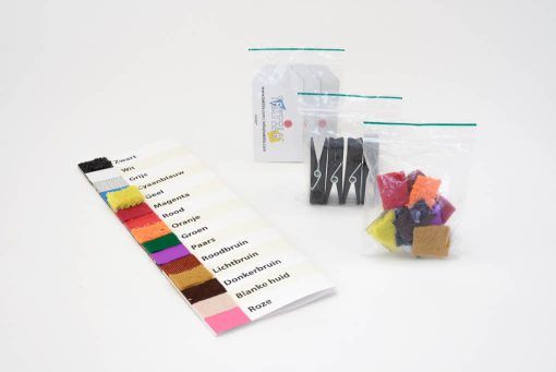 Starters Pakket met kleurenkaart, stickers, knijpers en labels